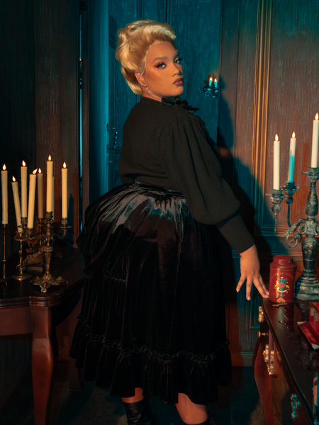Victorian Velvet Bustle Skirt in Black  Retro Inspired Clothing – La Femme  En Noir