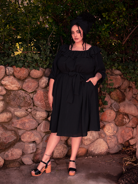 FINAL SALE - Divination Peasant Dress in Black
