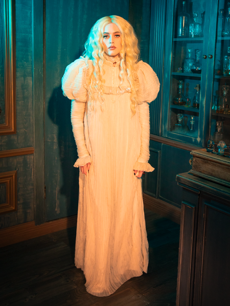 Ornate Victorian Lady Mourning Veil