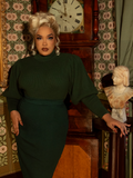 The epitome of gothic elegance, this hunter green pullover is tailored for the modern Victorian cyclist, featuring delicate pleats and refined button accents.