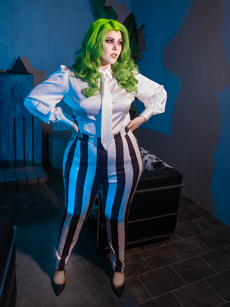 The BEETLEJUICE™ Striped Pants deliver gothic allure with crisp tailoring and bold monochrome stripes for a look that’s hauntingly unforgettable.