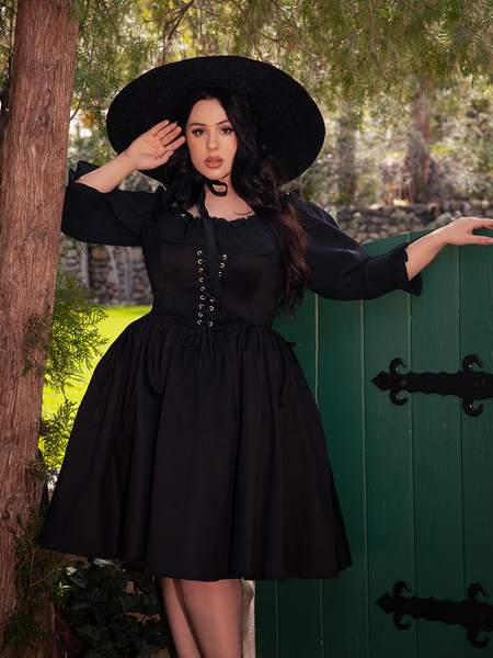 Cottage Corset Pinafore in Black | Gothic Style Clothing La Femme En Noir Cottage Corset Pinafore in Black | Gothic Style Clothing La Femme En Noir