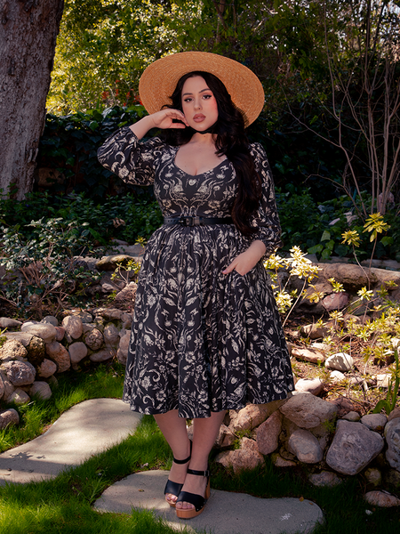 Dark Forest Dress in Cottage Witch Toile Print L Dark Forest Dress in Cottage Witch Toile Print L