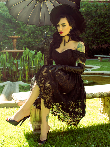 Vamp Batwing Sunglasses in Tortoise