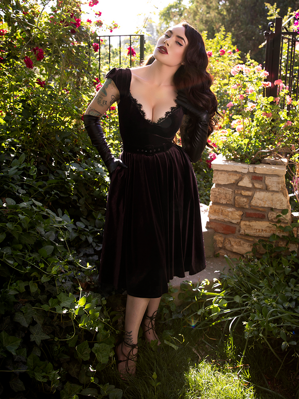 PRE-ORDER - Baudelaire Swing Dress in Black