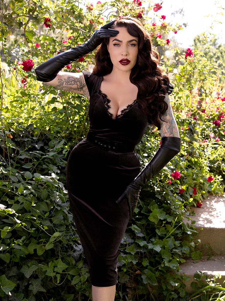 PRE-ORDER - Baudelaire Wiggle Dress in Black