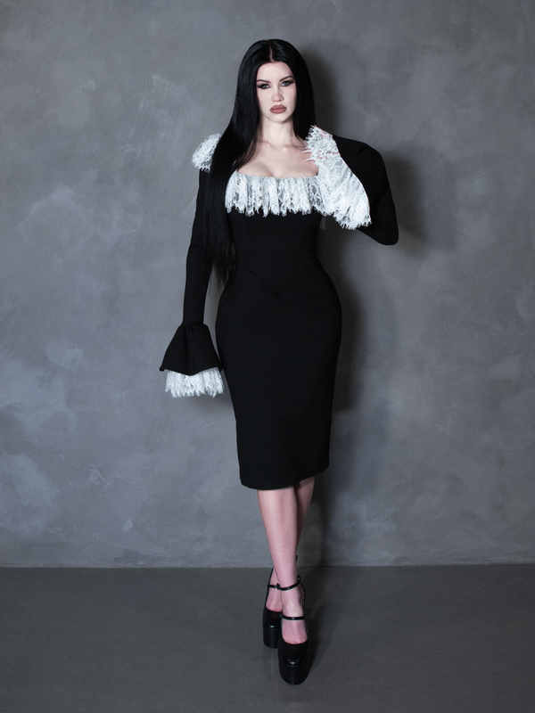 PRE-ORDER - Countess Wiggle Dress in Black