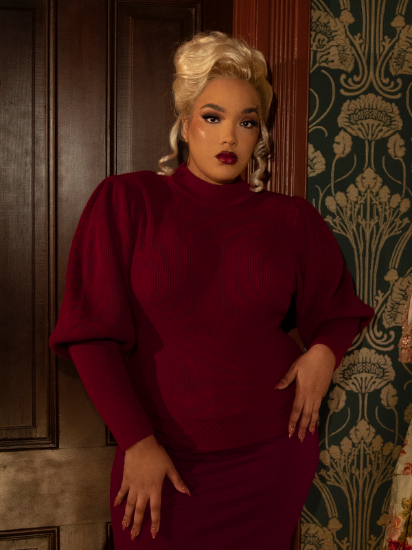A scarlet statement, this fitted cycling pullover in deep crimson blends Victorian refinement with modern comfort—perfect for crisp autumn rides or moonlit strolls.

