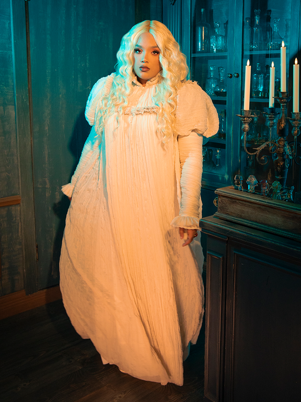 CRIMSON PEAK Edith Victorian Gown in Ivory XS / White