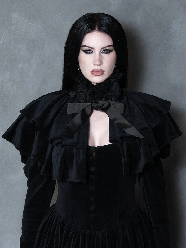 PRE-ORDER - Haunted Beauty Capelet in Black