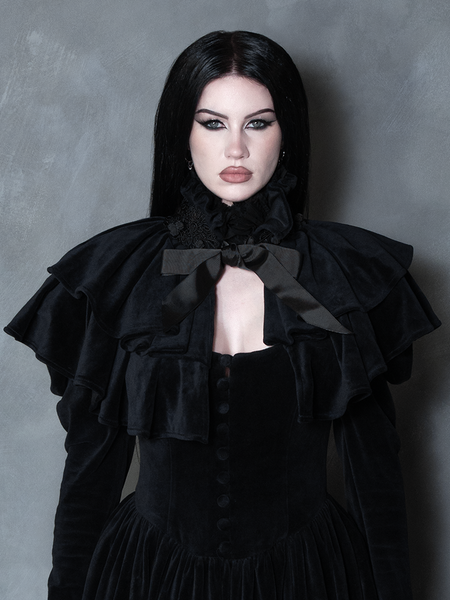 PRE-ORDER - Haunted Beauty Capelet in Black