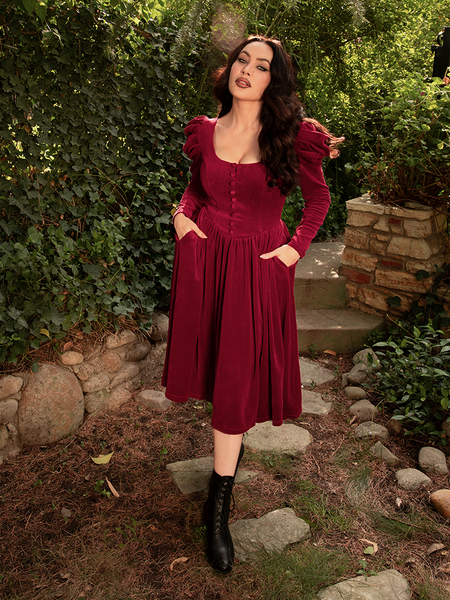Haunted Beauty Victorian Dress in Crimson