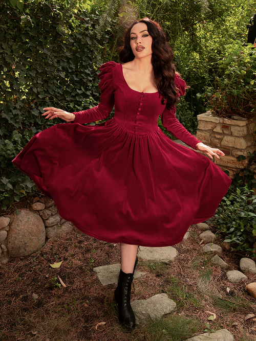 Haunted Beauty Victorian Dress in Crimson