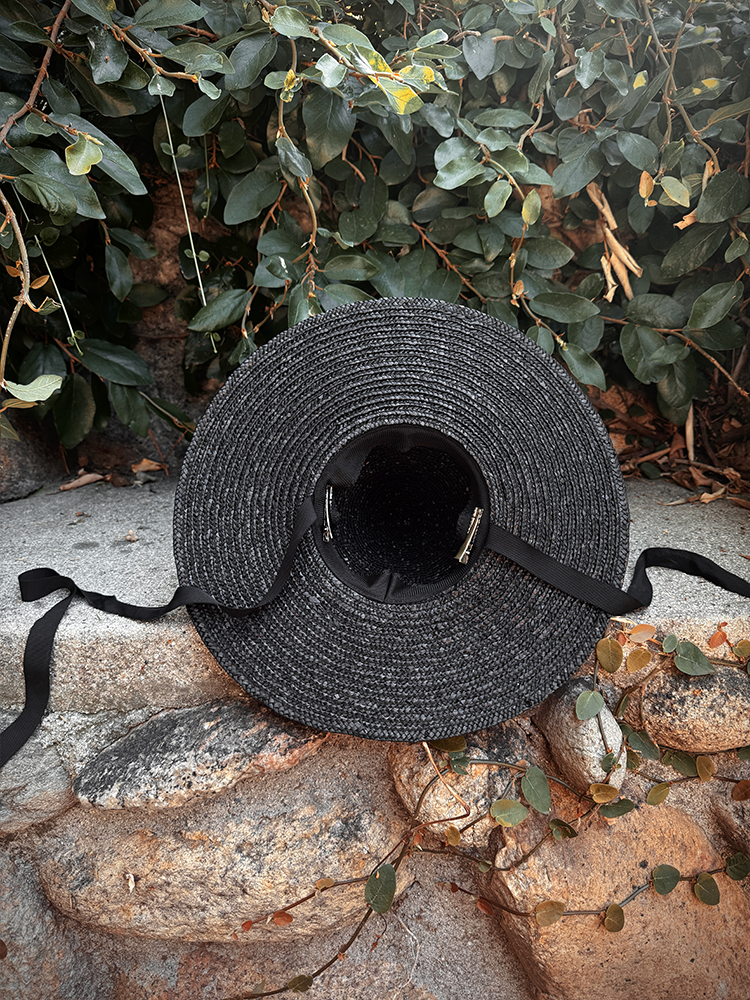PRE-ORDER - Häxan Tilt Witch Hat in Black