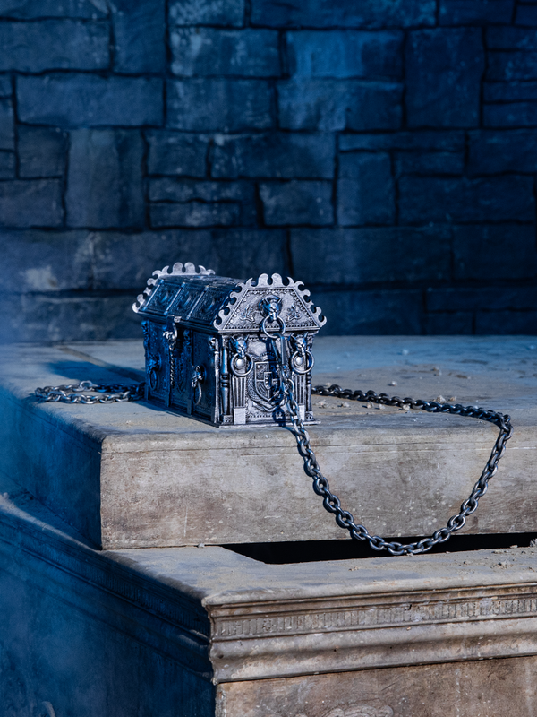 PRE-ORDER - ORDER SEPARATELY -NOSFERATU Sarcophagus Bag