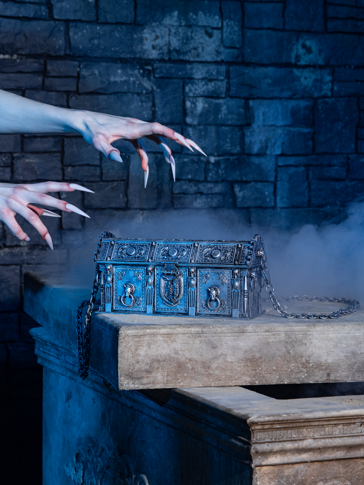 PRE-ORDER - ORDER SEPARATELY -NOSFERATU Sarcophagus Bag