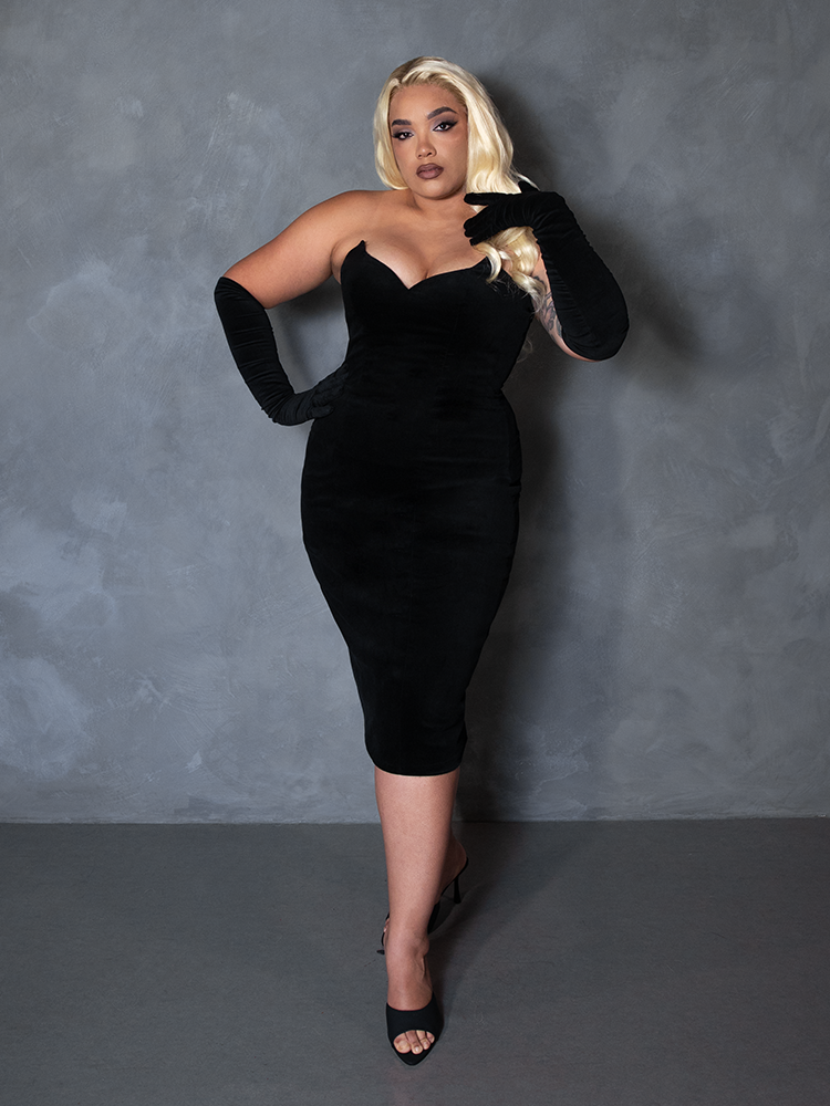 PRE-ORDER - Serpentine Wiggle Dress in Black with Matching Gloves