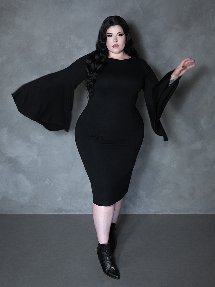 Witching Hour Wiggle Dress in Black