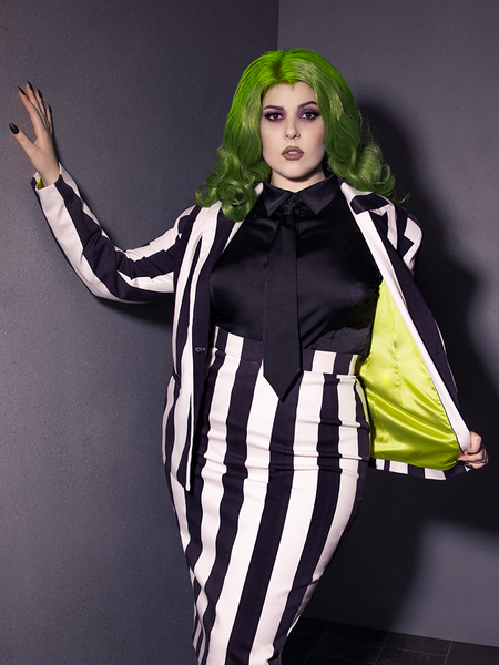 Women's sales beetlejuice costume