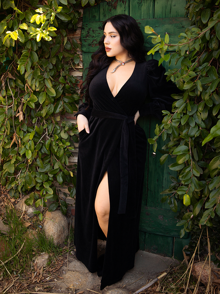 Crawford Hostess Wrap Gown in Black Goth Dresses La Femme En Noir