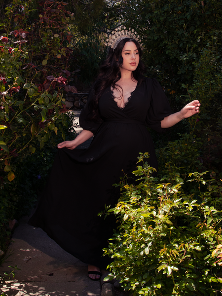 Mythical Goddess Gown in Black