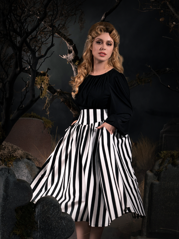 Black and white striped jersey shop skirt