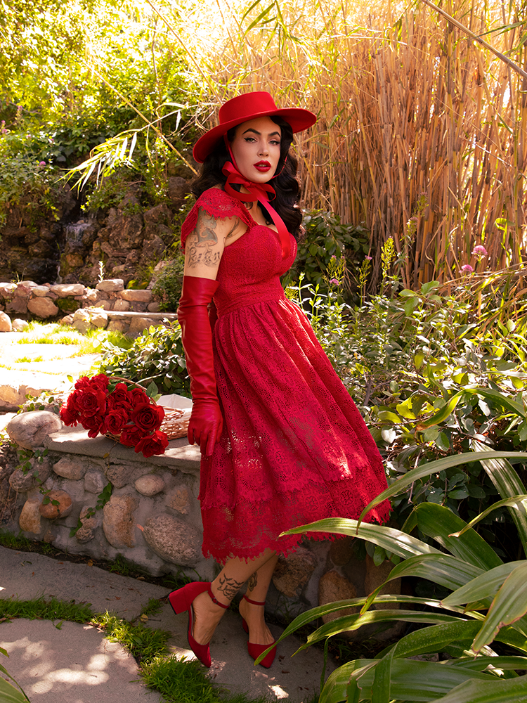 Micheline Pitt swaying in the Southern Gothic Skirt in Crimson.