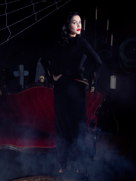 The back of the Vampira® Show Gown modeled by Heather Black.